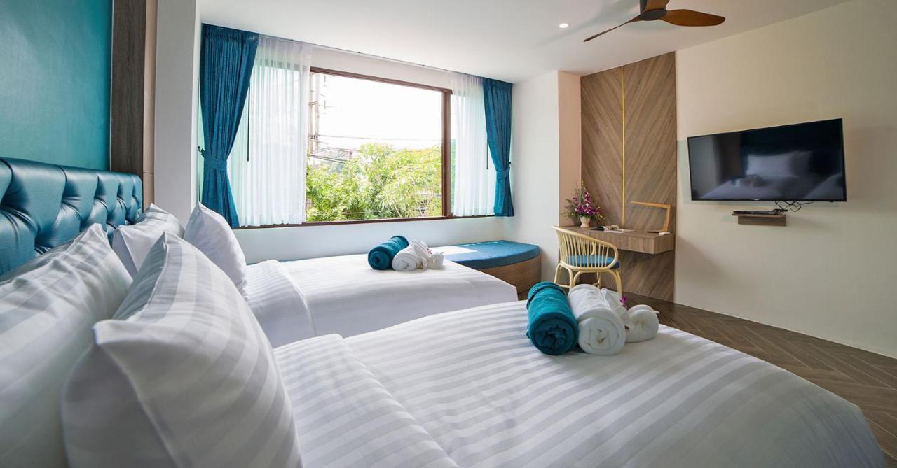 Oceana Resort Phuket Kamala Beach Exterior photo