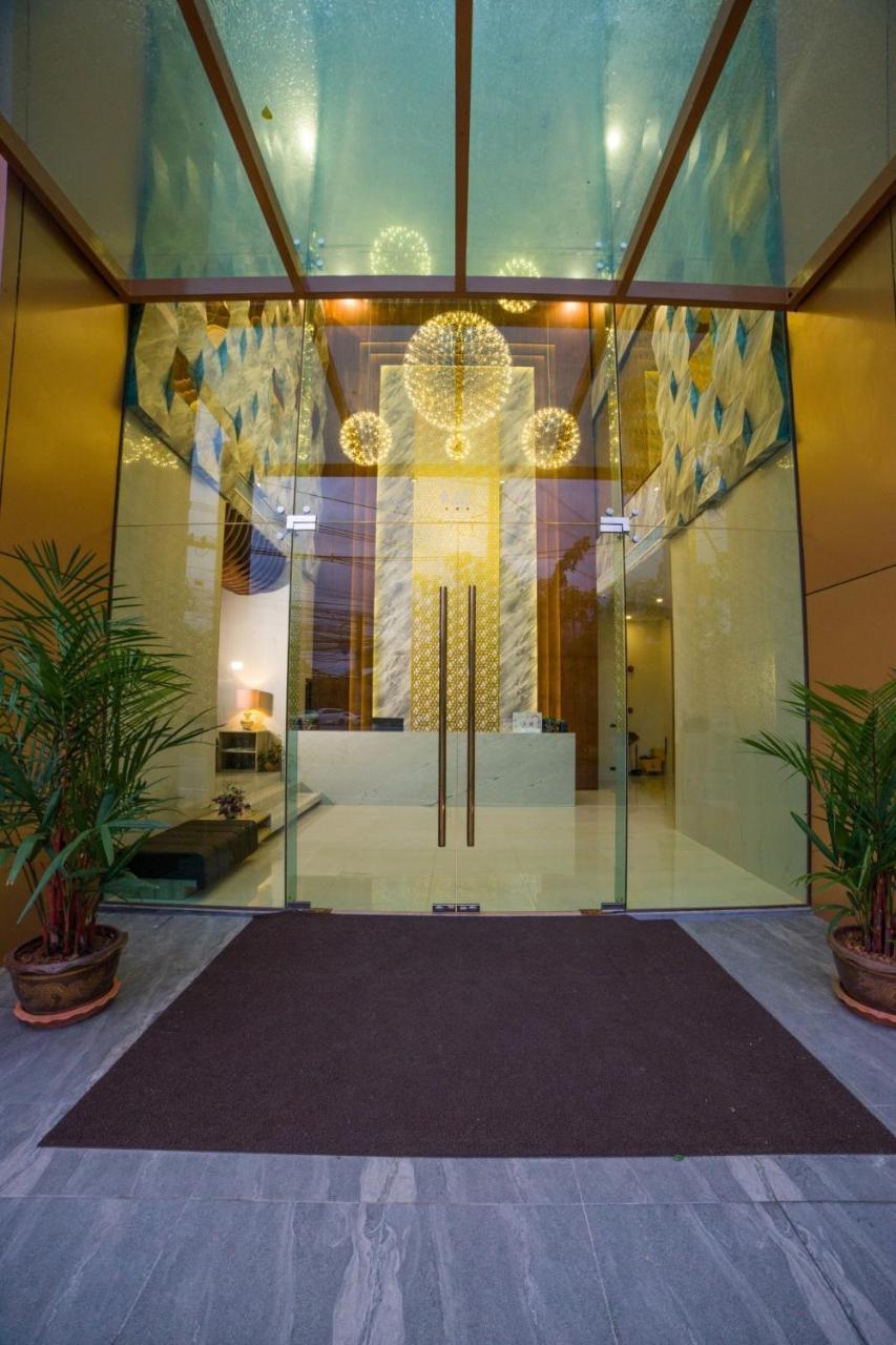 Oceana Resort Phuket Kamala Beach Exterior photo
