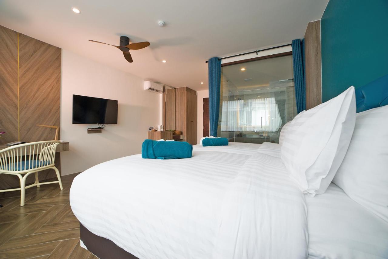 Oceana Resort Phuket Kamala Beach Exterior photo