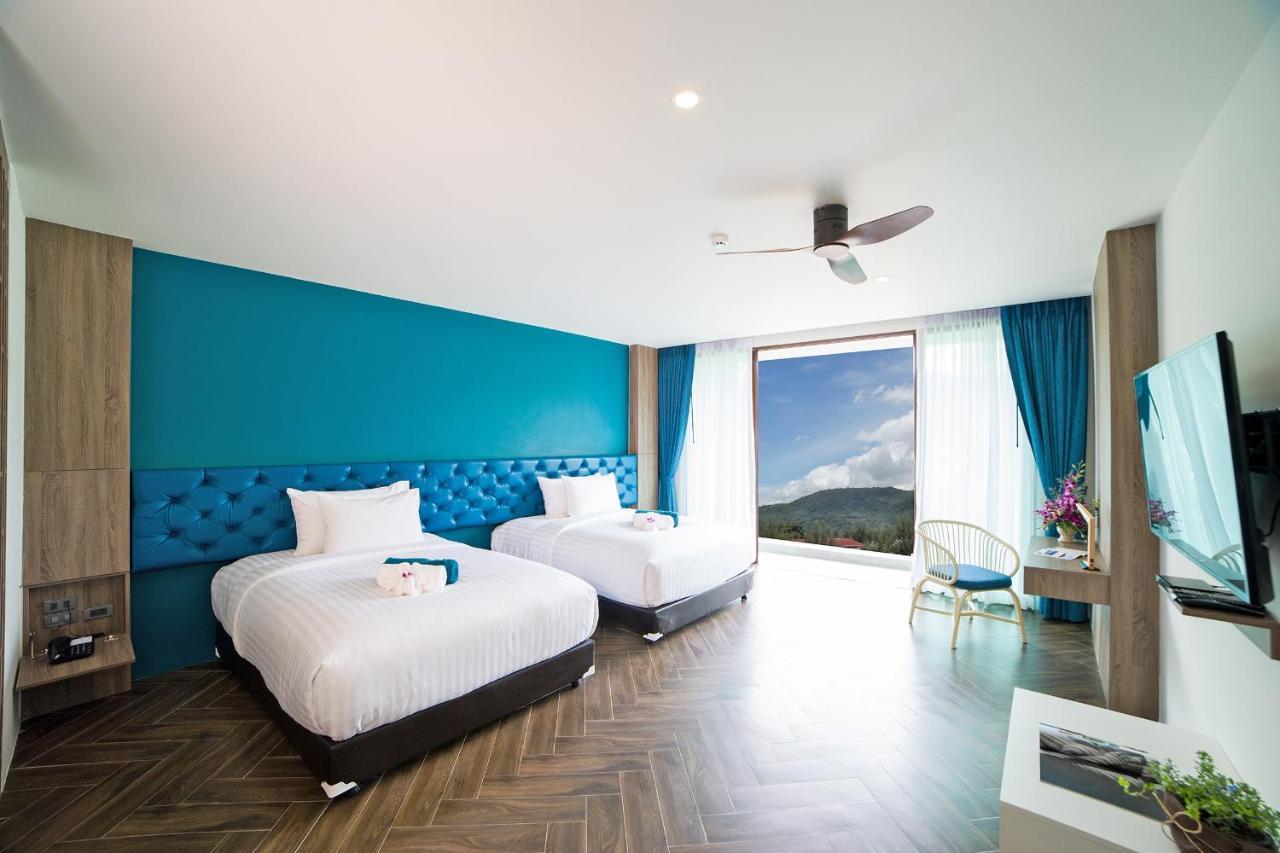 Oceana Resort Phuket Kamala Beach Exterior photo